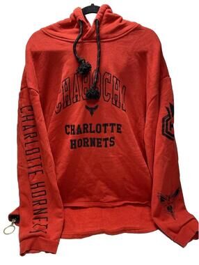 Charlotte Hornets Women’s Red NBA Hoodie Pullover, Size XL, Gently Used